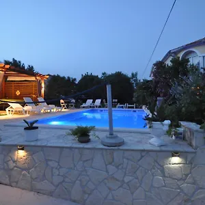  Apartment Lav Kroatien